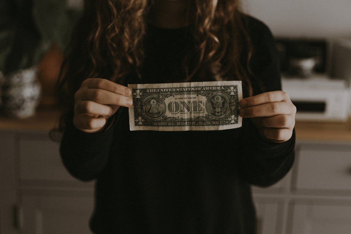 100 Affirmations About Money to Help You Reframe Your Thoughts About Finances