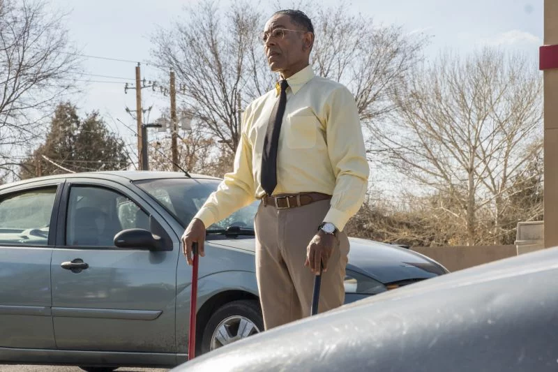 Better Call Saul Season 4 Episode 2 : The Yellow & Blue Code