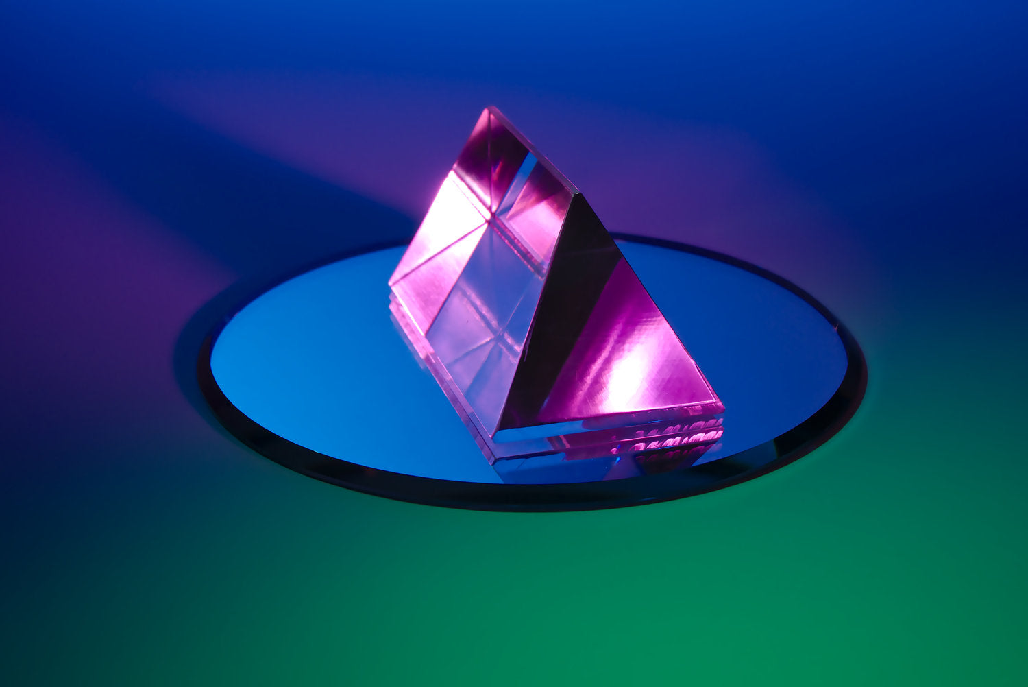 The History &amp; Benefits of Using Crystals for Confidence