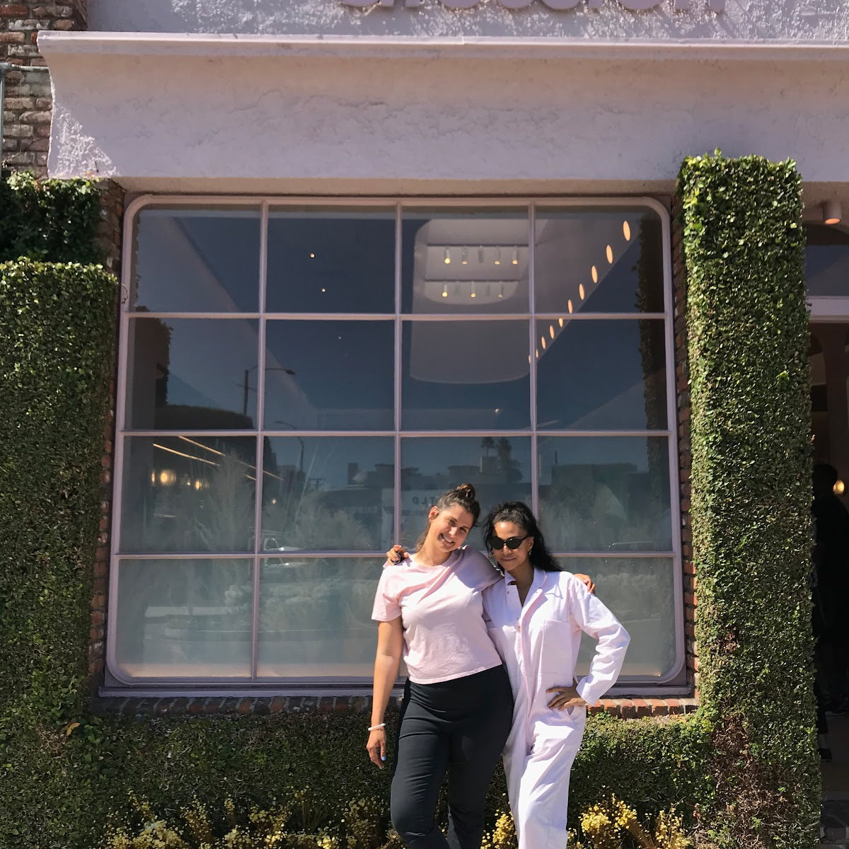 An Interview With Glossier's West Hollywood Store Manager (Elizabeth Tabak)