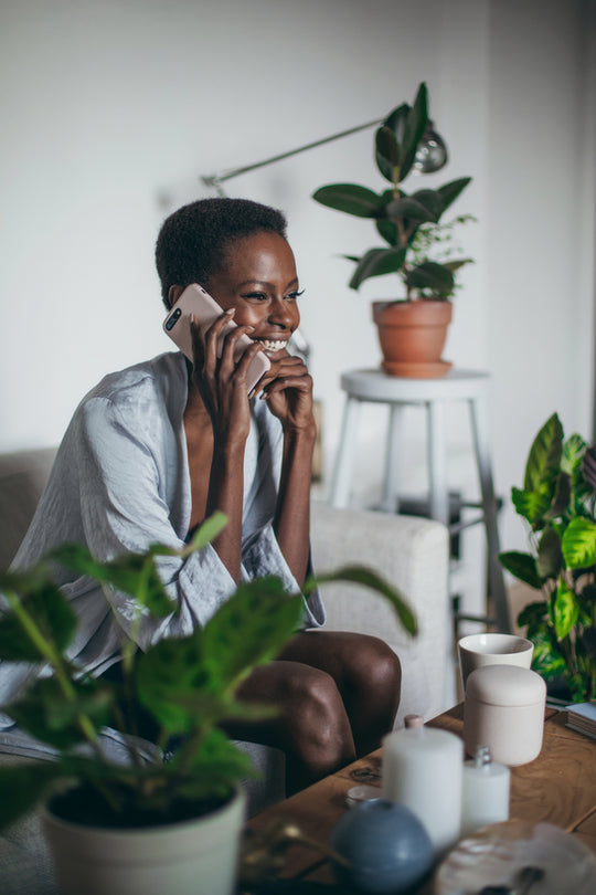 Confession: I Like to Harass Phone Scammers While Watching Netflix