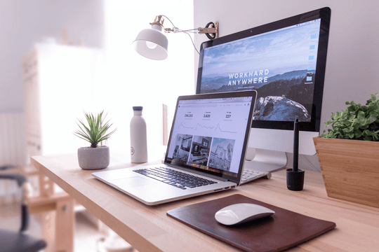 35 Work from Home Desk Ideas for Comfort and Personality